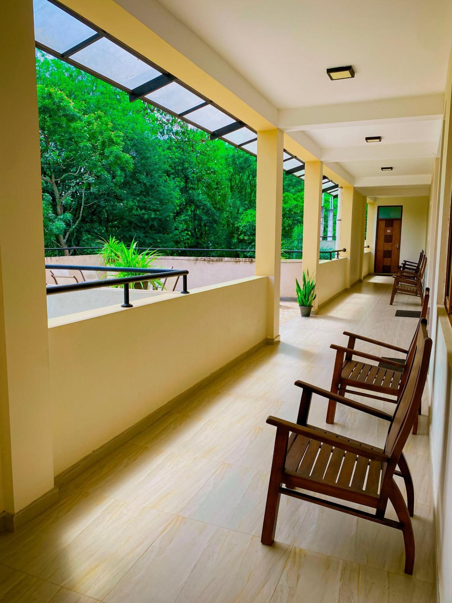 Sparkling Resort Kataragama Exterior foto