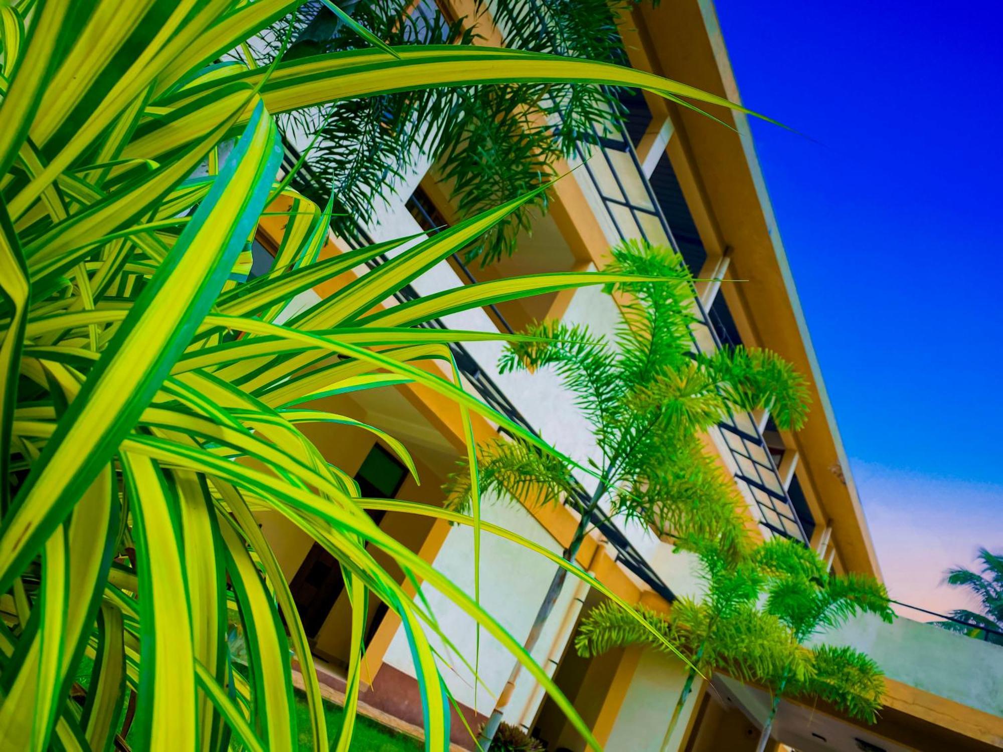 Sparkling Resort Kataragama Exterior foto