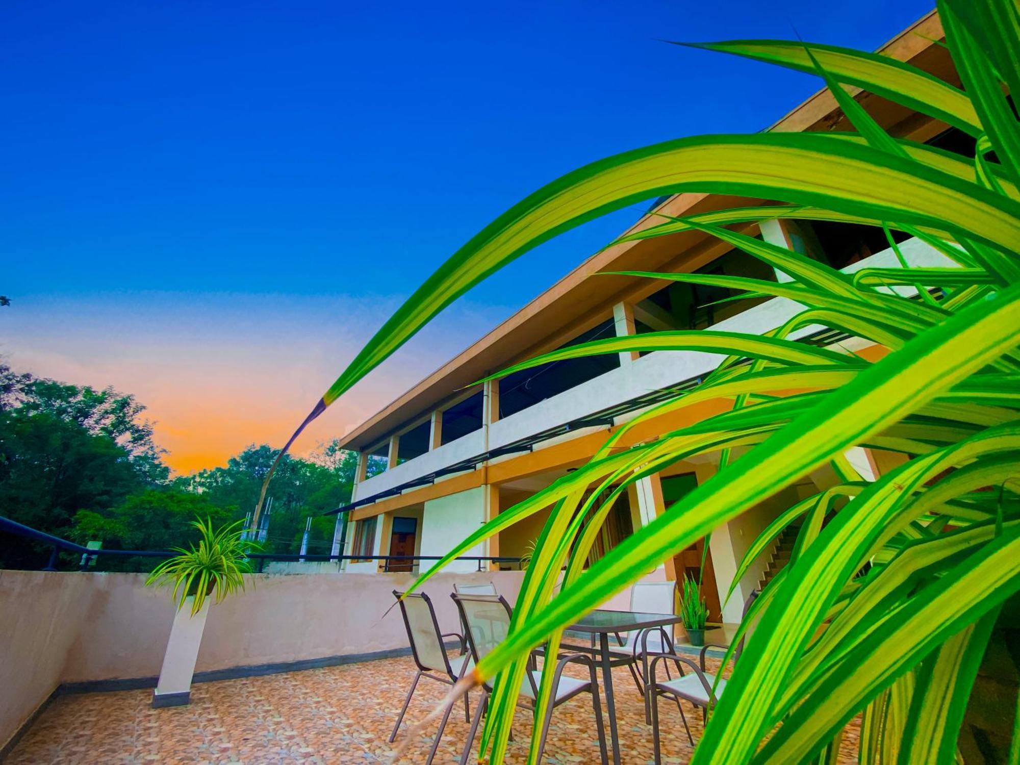 Sparkling Resort Kataragama Exterior foto